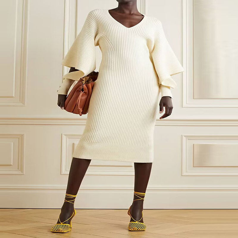 Urban wool dress with bat sleeves