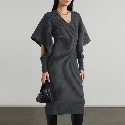 Urban wool dress with bat sleeves